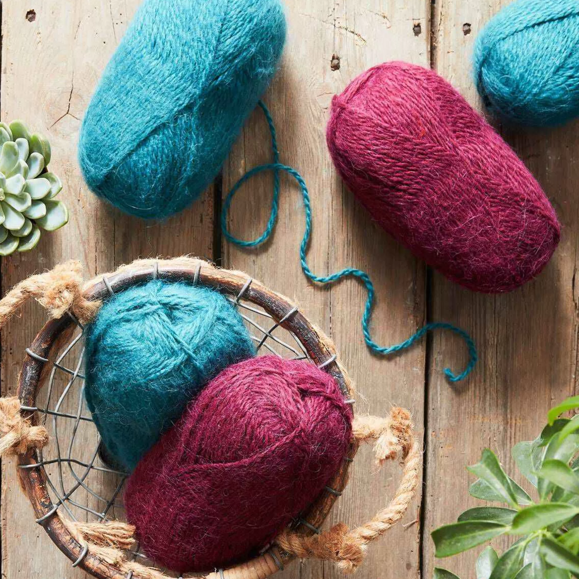 Knitcraft Green Teal Leader Of The Pac Aran Yarn 100G-Hobbycraft Discount