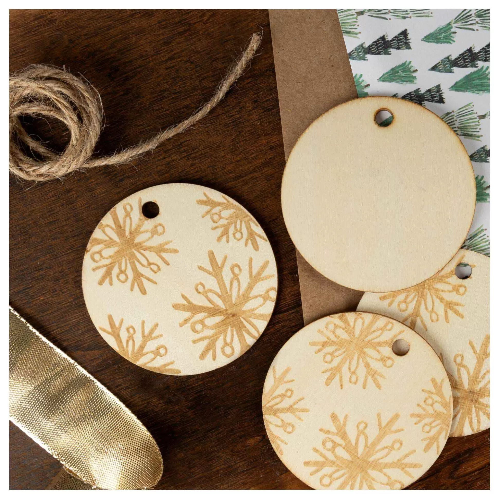 Round Snowflake Wooden Gift Tags 6Cm 4 Pack-Hobbycraft New